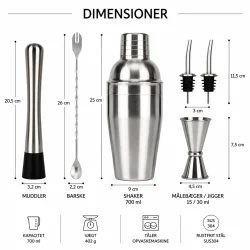 Bartender s�t med m�l og dimensioner p� cocktail shaker, barske, jigger og h�ldetude i rustfrit st�l