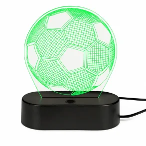Fodbold lampe med 3D illusionseffekt og gr�nt LED-lys p� sort lampebase til b�rnev�relse
