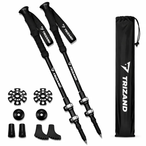 Foldbare vandrestokke i aluminium fra Trizand med trekking tilbeh�r og opbevaringspose p� hvid baggrund