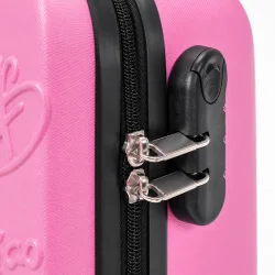 N�rbillede af hardcase kuffert med sort lynl�s, to lynl�str�kkere og integreret l�s