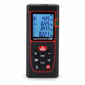 Laser afstandsm�ler 40M med digitalt display og indbygget vaterpas p� hvid baggrund