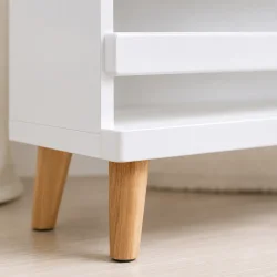 Leget�jsopbevaring med tr�ben og afrundede kanter i hvid MDF close-up detaljebillede