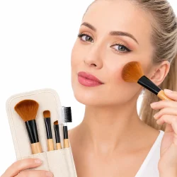 Makeup b�rster s�t 5 dele i brug til p�f�ring af makeup