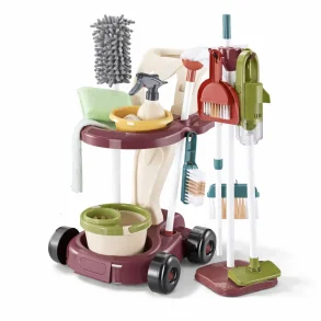 rengoeringssaet til boern med vogn og tilbehoer hero billede paa hvid baggrund