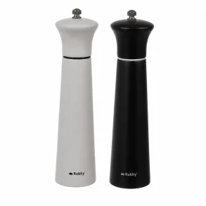 Salt og peber s�t i tr� med hvid og sort peberkv�rn 22 cm p� hvid baggrund
