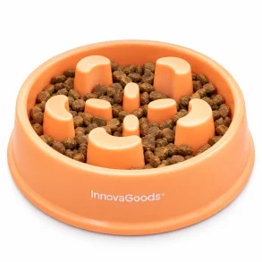 Orange slowfeeder hundesk�l med forh�jede forhindringer og t�rfoder