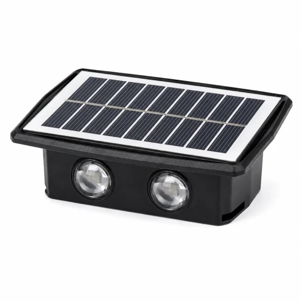 Solcellelampe med sensor og LED belysning til udend�rs brug p� hvid baggrund
