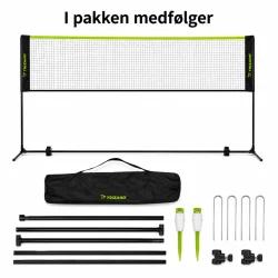 Sportsudstyr og badminton net med alle dele vist samlet p� hvid baggrund