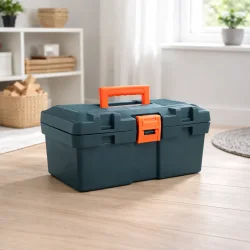 V�rkt�jskasse til b�rn 32 dele med boremaskine og sav lukket kasse i hjemmemilj�