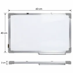 Whiteboard 60x40 cm med m�lelinjer, der viser tavlens dokumenterede bredde p� 60 cm og h�jde p� 40 cm.